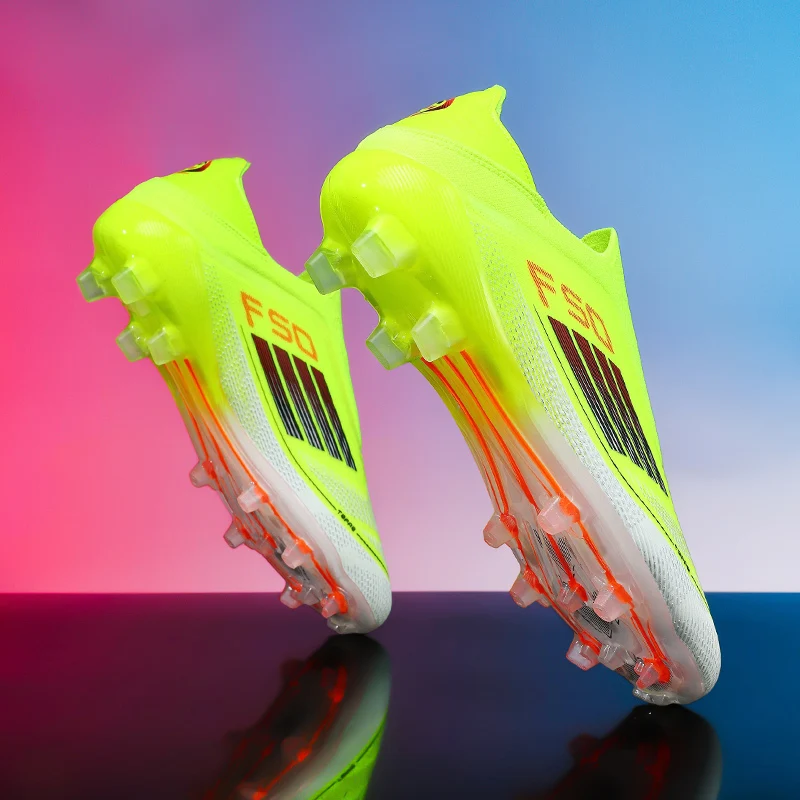 Nieuwe voetbalschoenen voor he - Outdoor Sport Court recensie en prijs