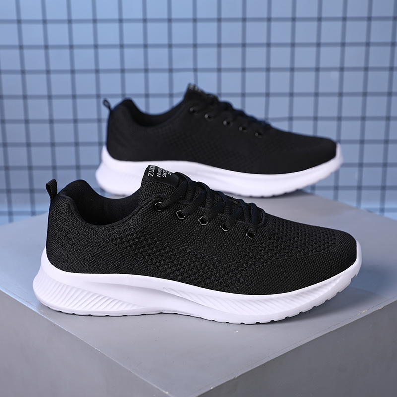 Sneakers voor heren 2024 Man R - Outdoor Sport With Sticks recensie en prijs