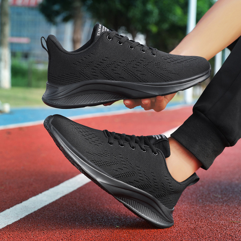 Nieuwe schoenen voor heren Sne - Outdoor Sport With Sticks recensie en prijs